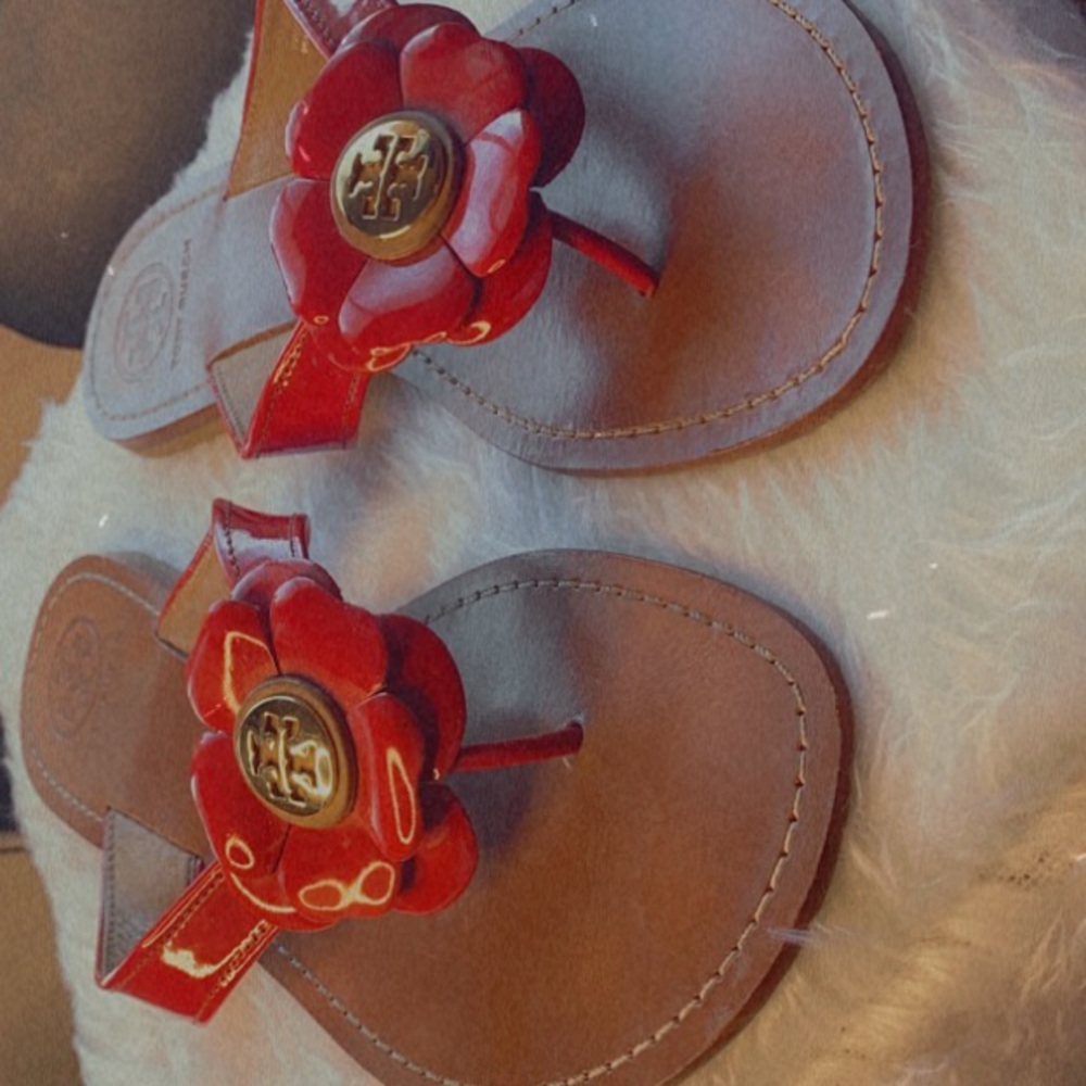 tory burch sandals